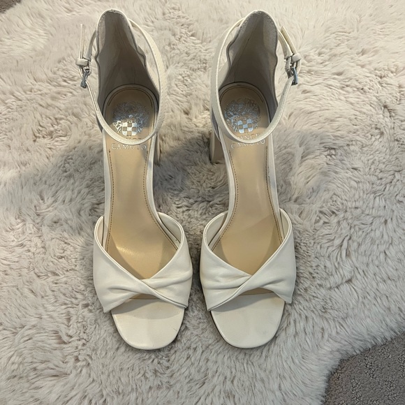 VINCE Camuto ‘Wesher’ ankle strap sandal - Picture 3 of 6